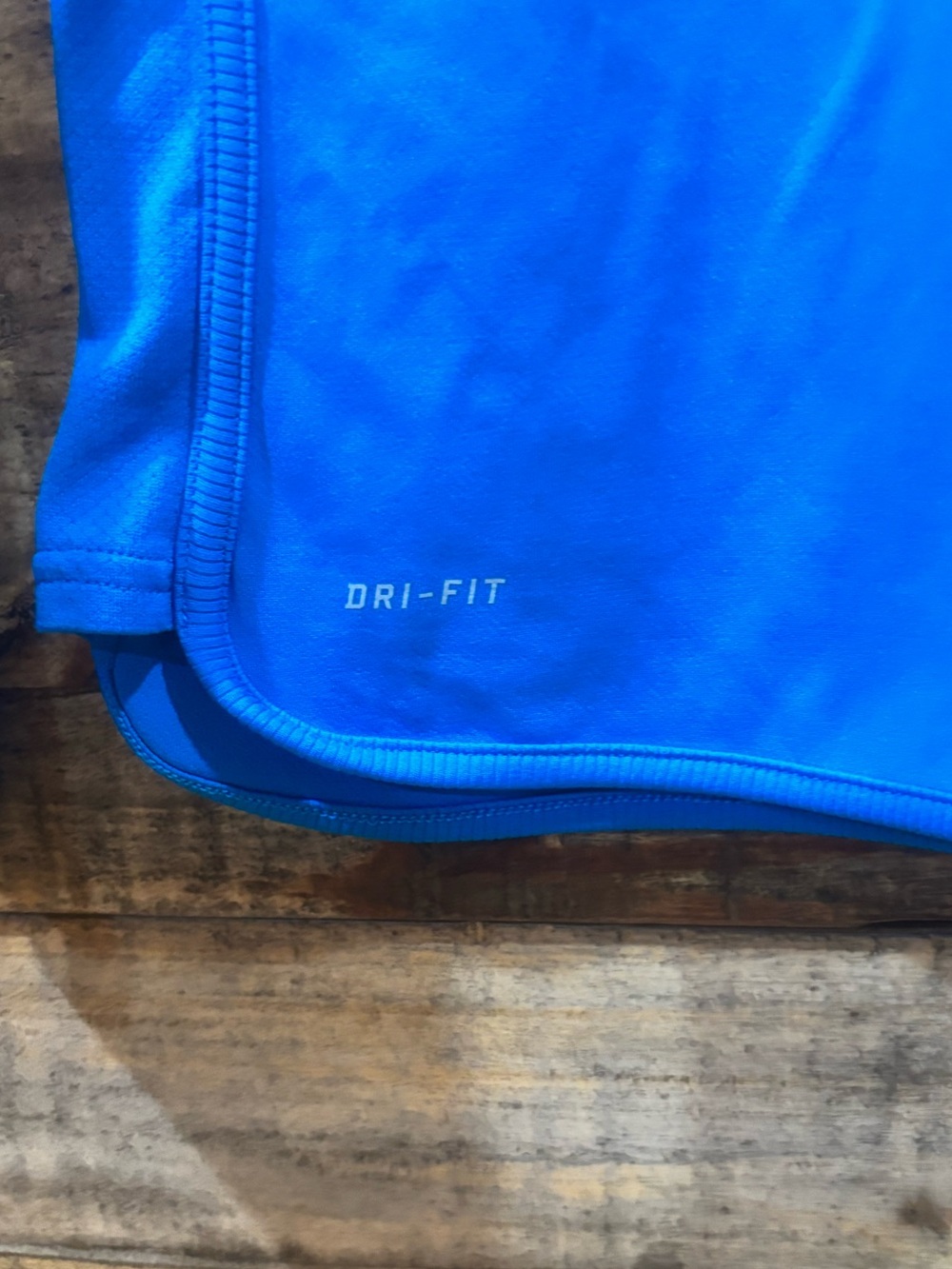 Nike Long-Sleeve Dri-FIT V-Neck Top - Picture 4 of 6